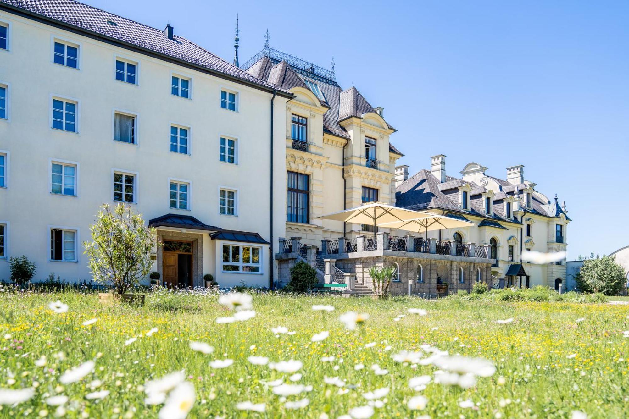 Homestay Johannes Schloessl - Gaestehaus Der Pallottiner Am Moenchsberg