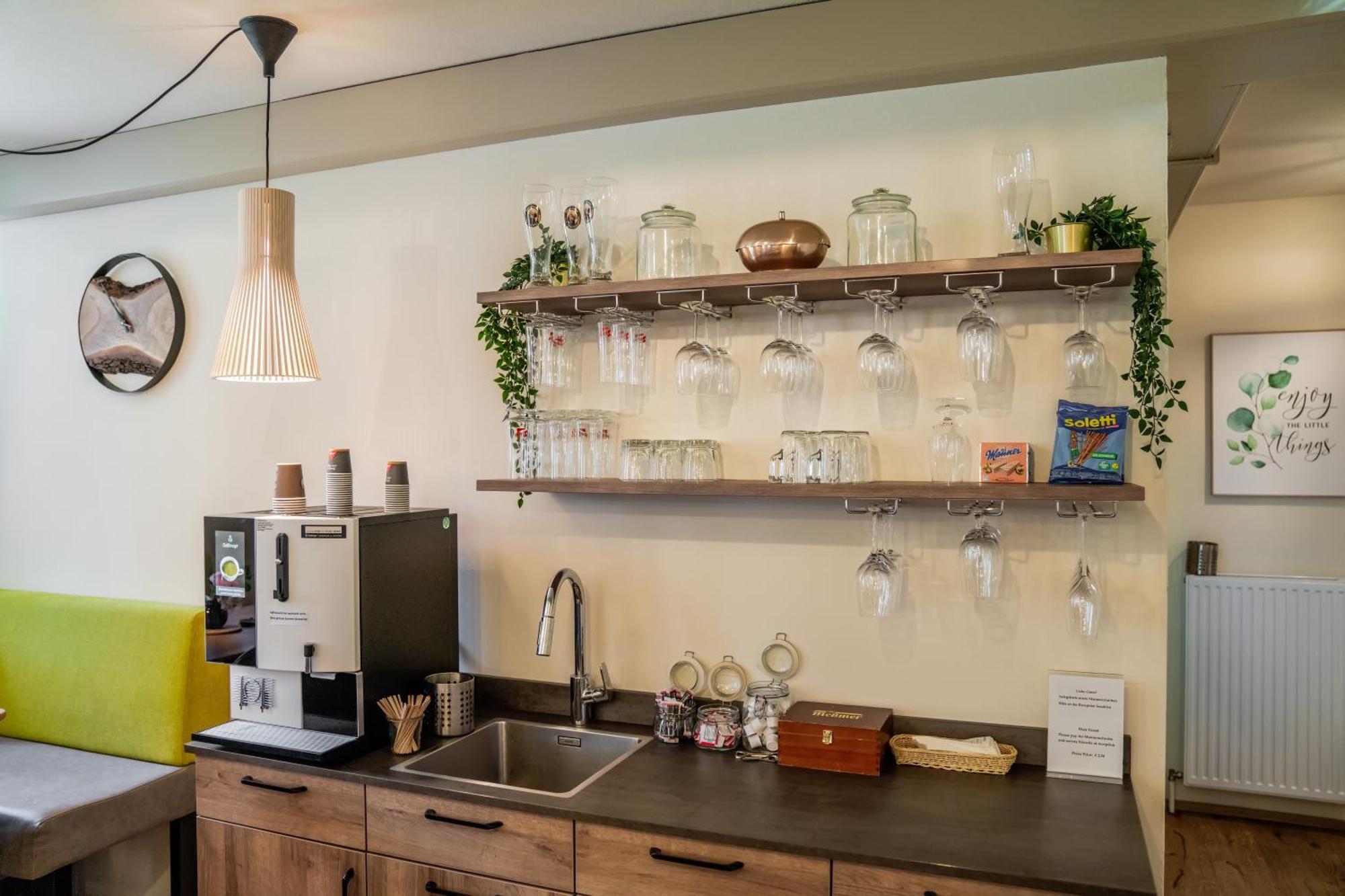 Homestay Johannes Schloessl - Gaestehaus Der Pallottiner Am Moenchsberg *