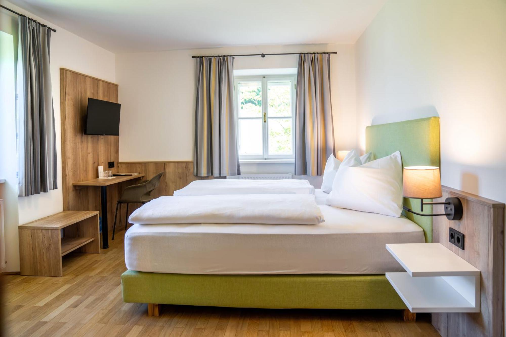 Johannes Schloessl - Gaestehaus Der Pallottiner Am Moenchsberg Homestay Salzburg
