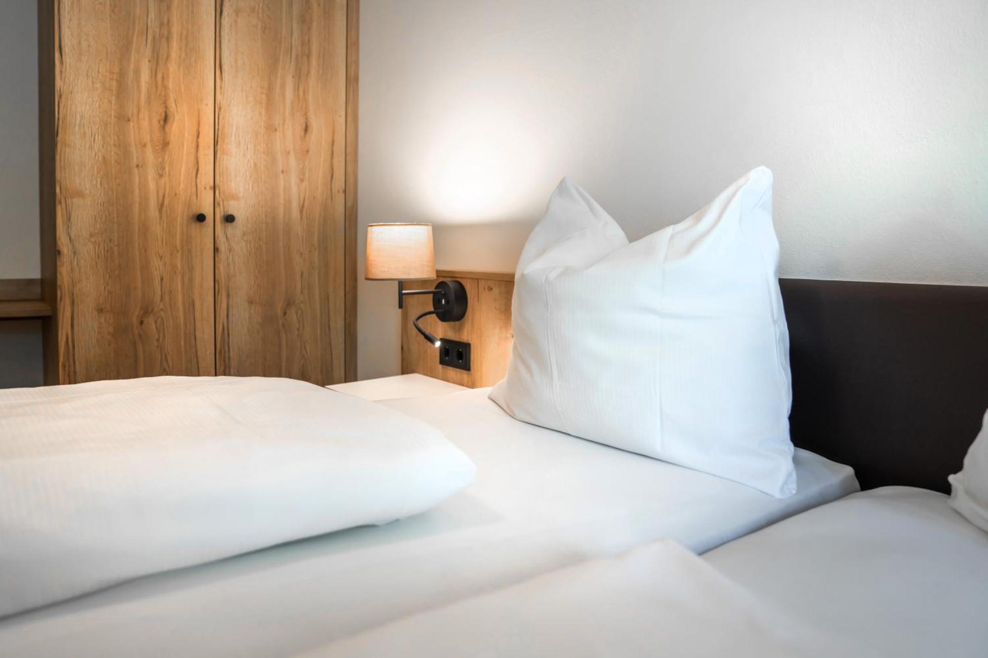 Homestay Johannes Schloessl - Gaestehaus Der Pallottiner Am Moenchsberg *